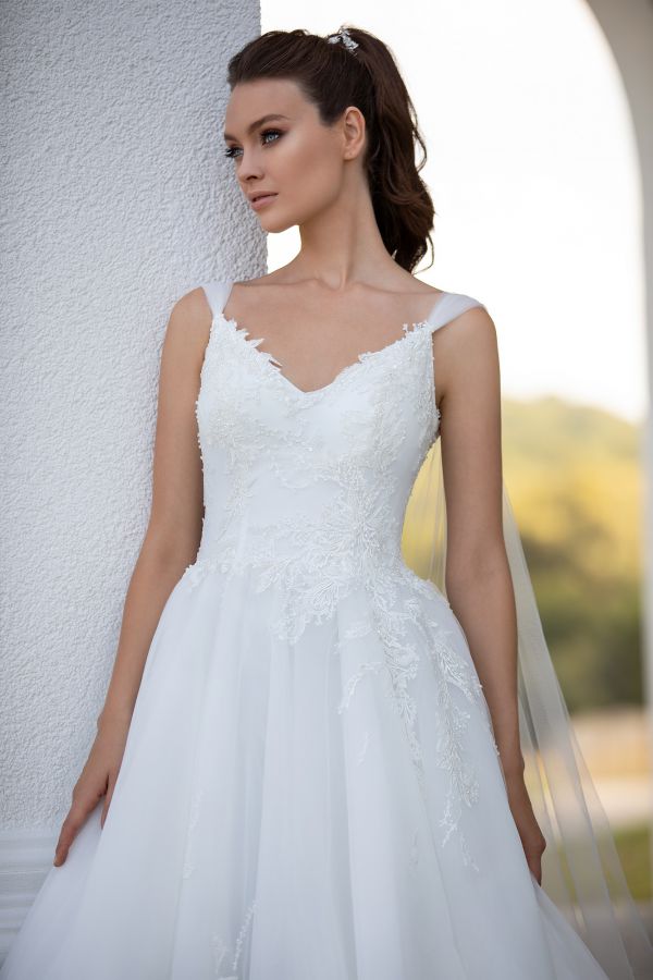 1 Wedding Shop Dubai Bridal Showroom Dubai Boutique Vanila