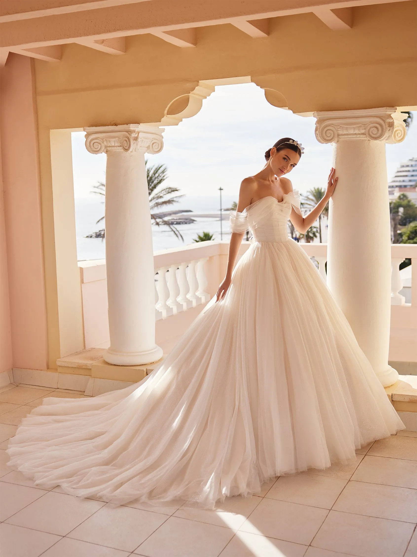 Vanila Bridal Shop Wedding Dresses Gowns in Dubai