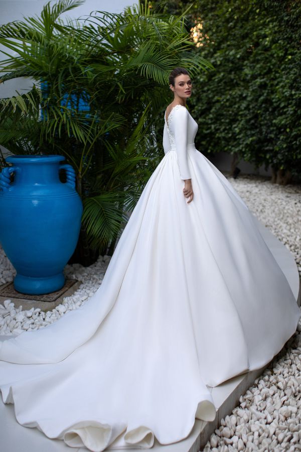Wedding Dresses in Dubai 2021 From Top Designers - Best Service