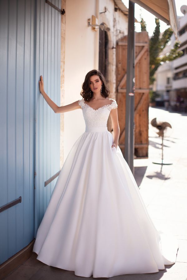 Solomia Wedding Dresses by Vanila Studio